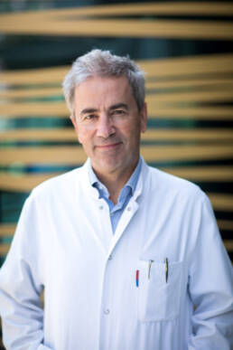 Dr. Günter Weiss, Direktor der Univ.-Klinik für Innere Medizin II, ist anerkannter Experte auf dem Gebiet der Inneren Medizin, Infektiologie und Immunologie. Fotonachweis Medizin Universität Innsbruck/Florian Lechner