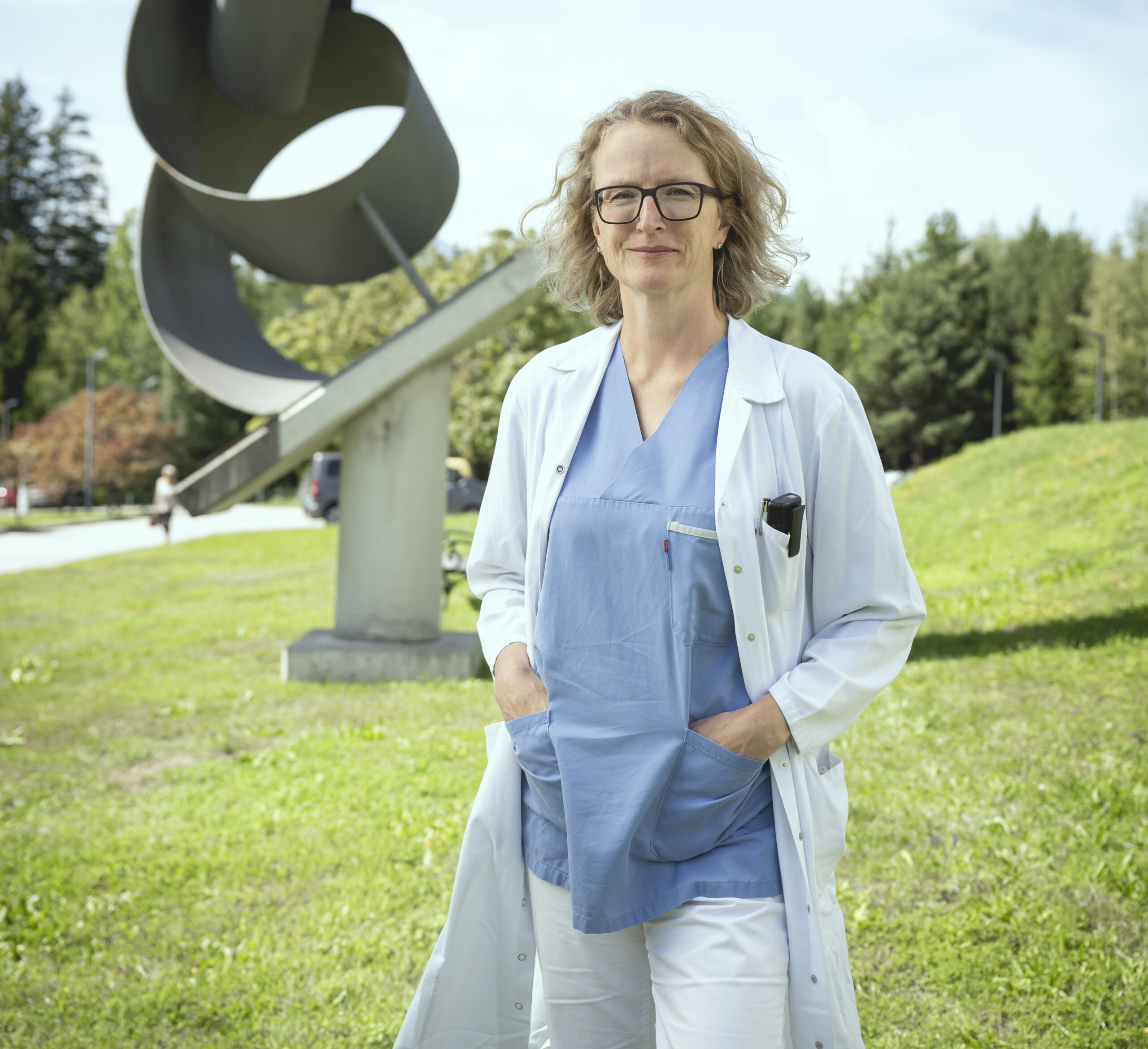 Prim.a Ao. Univ.-Prof.in Dr.in Judith Löffler-Ragg leitet die Pneumologie in Natters.